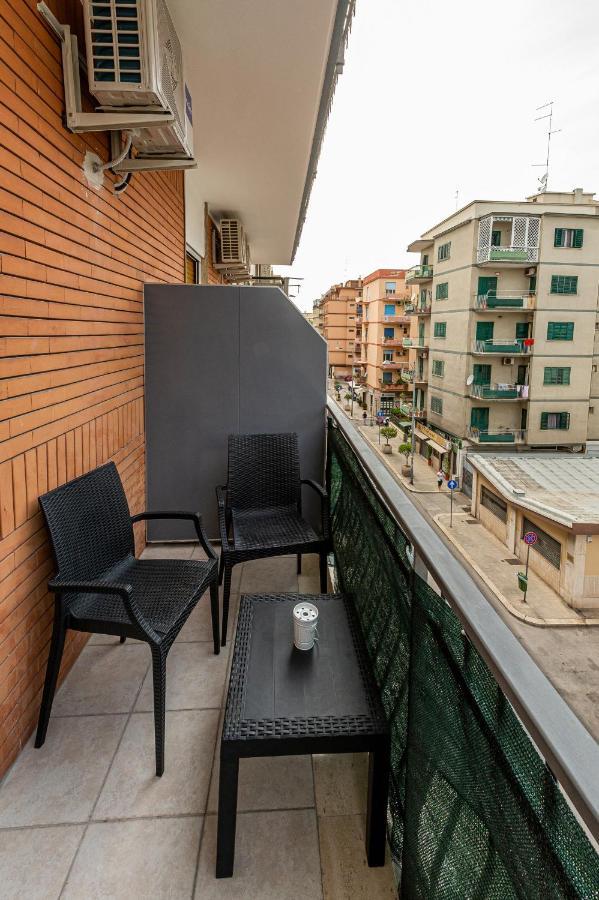 Ferienwohnung Astare -Short Lets In Bari Carrassi- Exterior foto